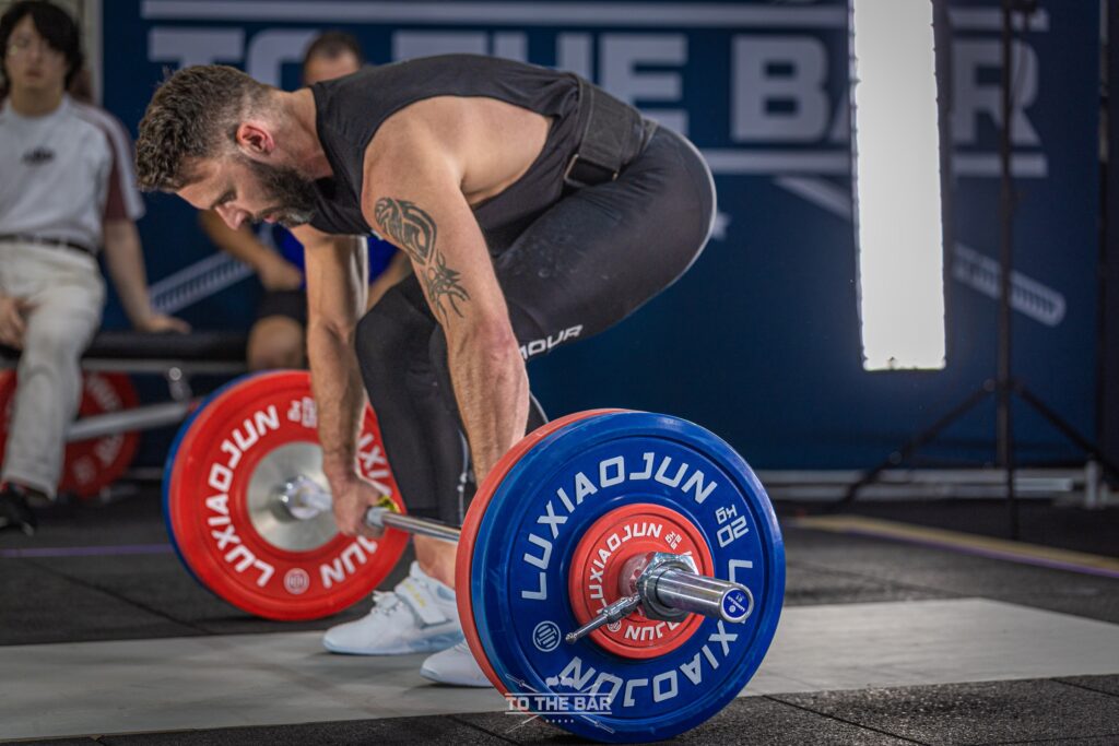 Weightlifting competition detail